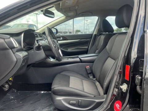 2017 Nissan Maxima