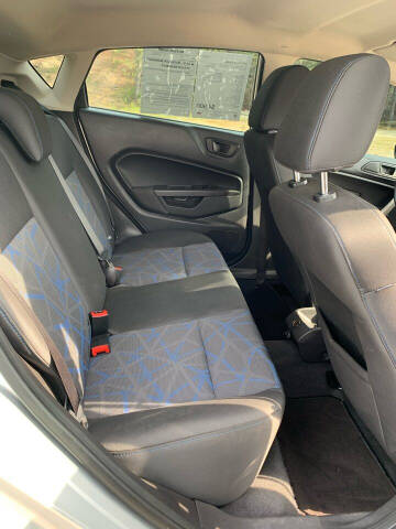 2012 Ford Fiesta SE