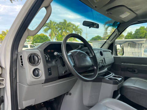 2013 Ford E-Series E-250