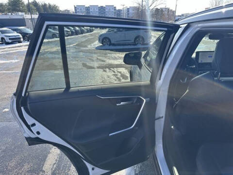 2025 Toyota RAV4 Hybrid XSE