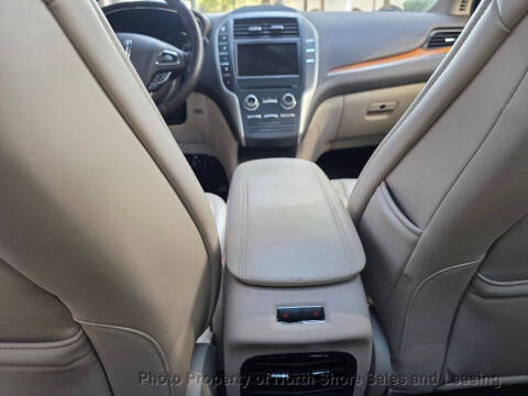 2017 Lincoln MKC Select