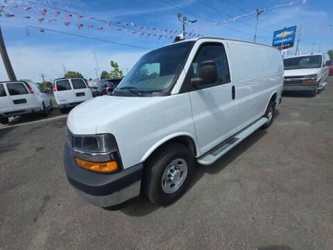 2024 Chevrolet Express 2500