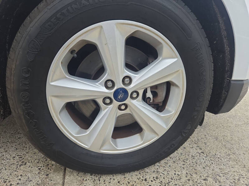 2019 Ford Edge SE