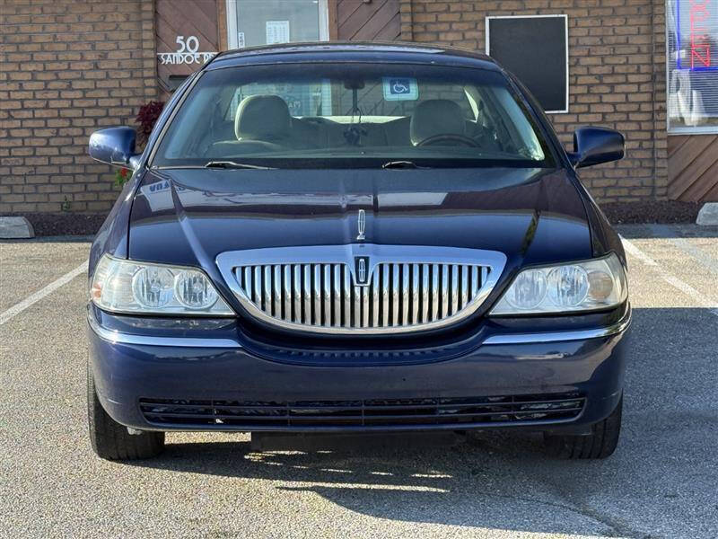 2008 Lincoln Town Car Signature Limited