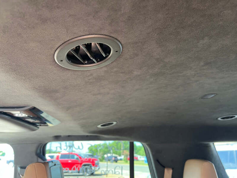 2017 Cadillac Escalade Platinum