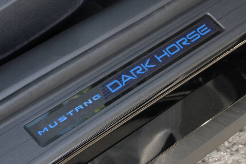 2024 Ford Mustang Dark Horse