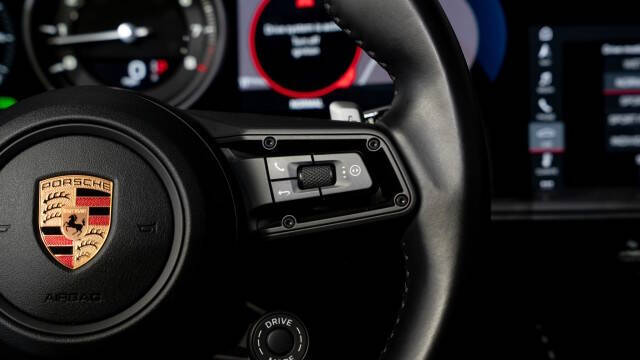 2020 Porsche 911 Carrera S