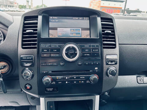 2012 Nissan Pathfinder SV