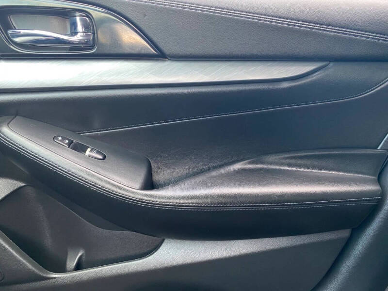 2017 Nissan Maxima