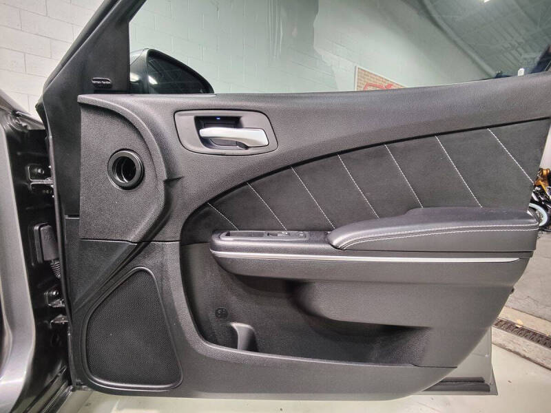 2012 Dodge Charger SRT8