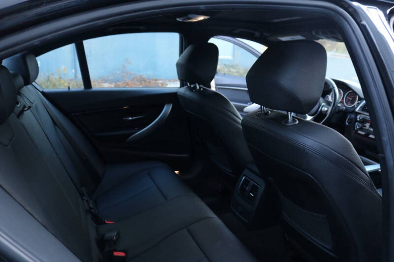 2016 BMW 3 Series 328i