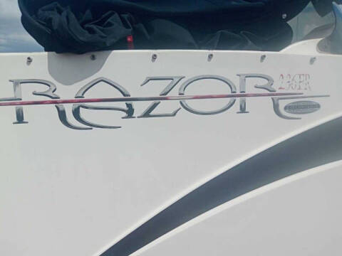 2014 Caravelle Razor 236