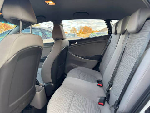 2015 Hyundai Accent GS