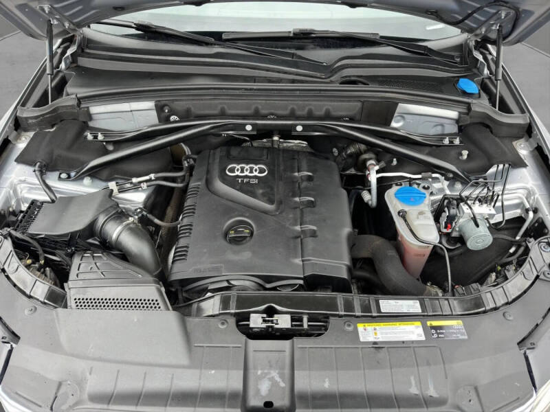 2016 Audi Q5 2.0T quattro Premium Plus