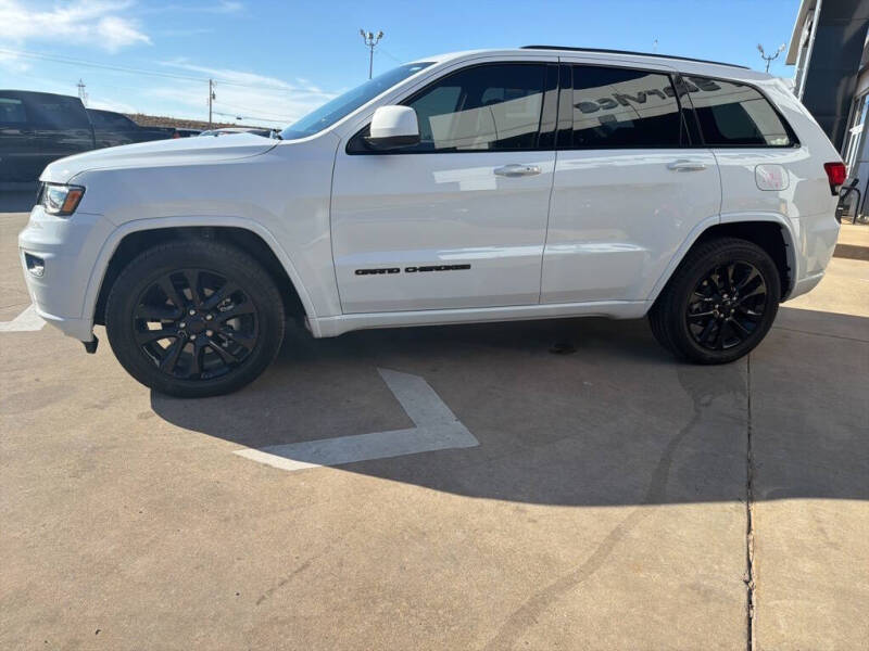 2020 Jeep Grand Cherokee Altitude