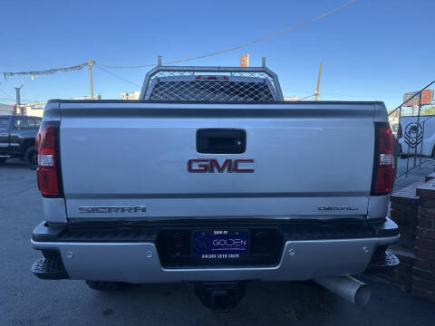 2018 GMC Sierra 2500HD Denali