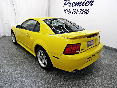 2004 Ford Mustang GT Deluxe