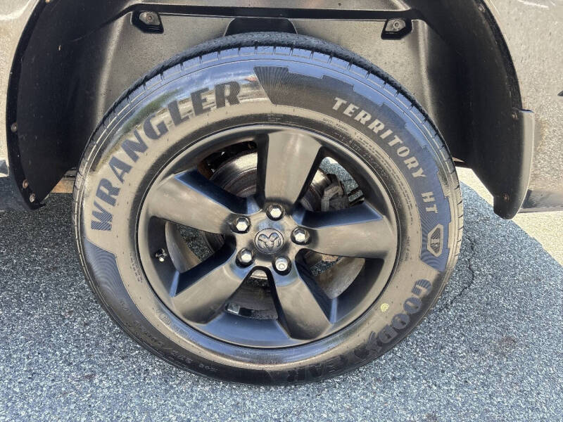 2019 RAM 1500 Classic SLT