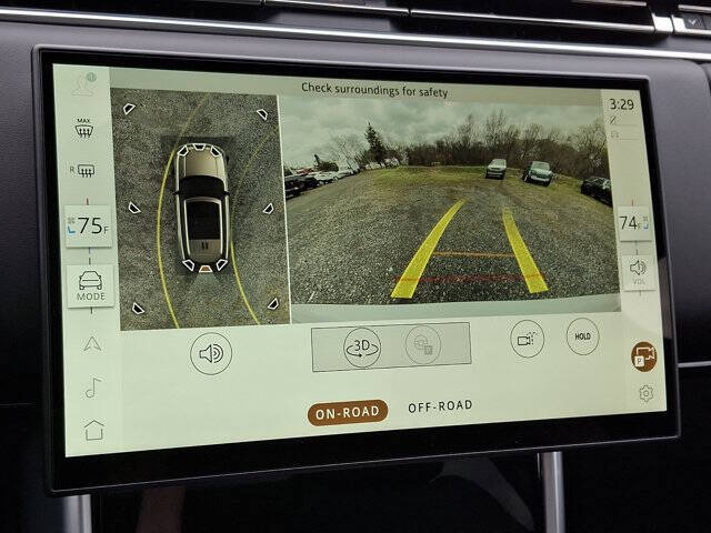 2025 Land Rover Range Rover P550e SE