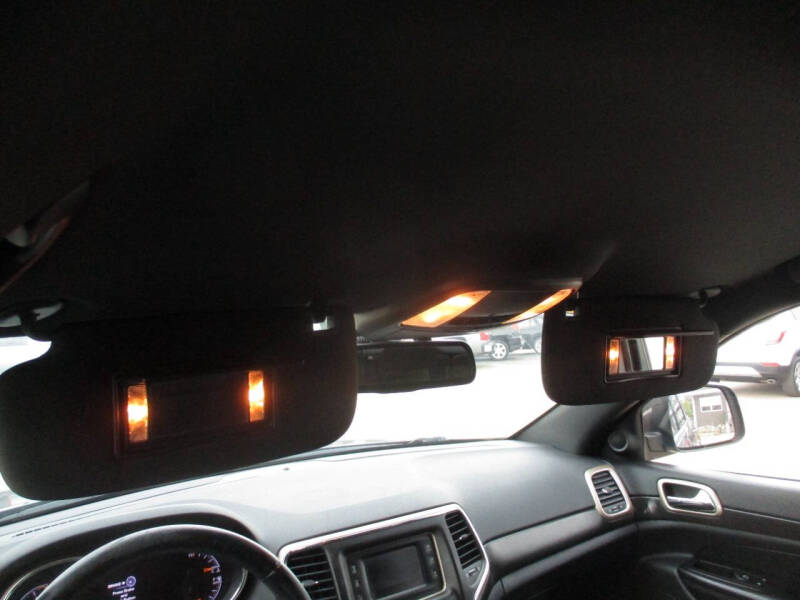 2016 Jeep Grand Cherokee Laredo