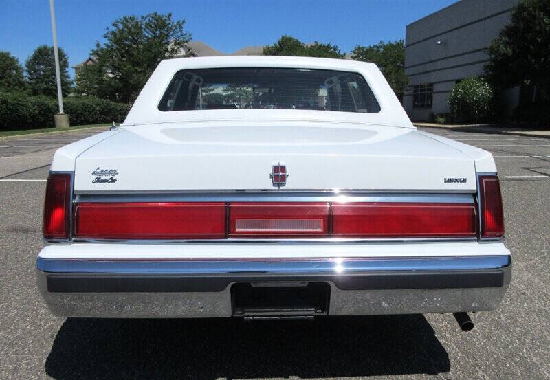 1985 Lincoln Town Car