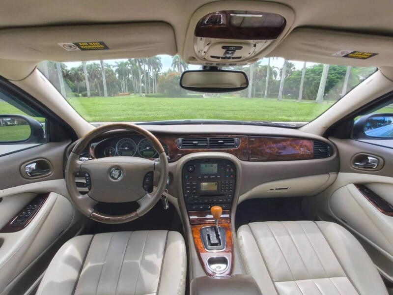 2005 Jaguar S-Type 4.2