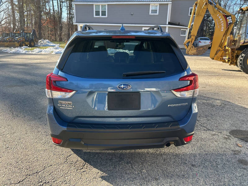 2022 Subaru Forester Premium