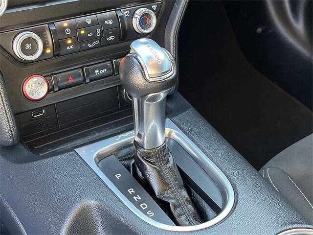 2021 Ford Mustang EcoBoost