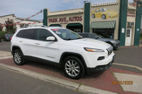 2018 Jeep Cherokee for sale at PARK AVENUE AUTOS in Collingswood NJ