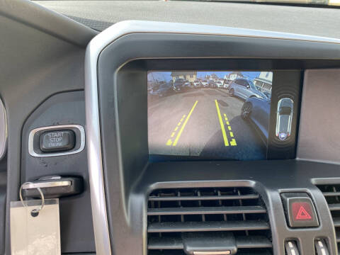 2016 Volvo XC60 T5 Premier