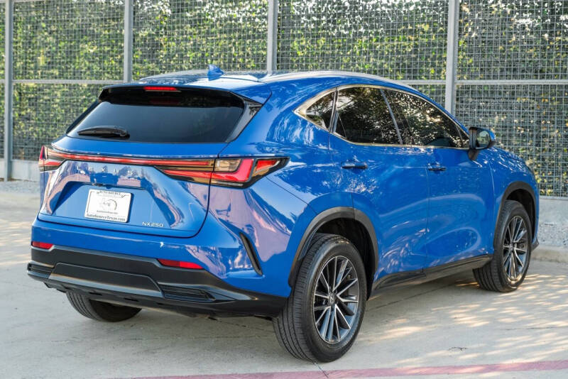 2023 Lexus NX 250 Premium