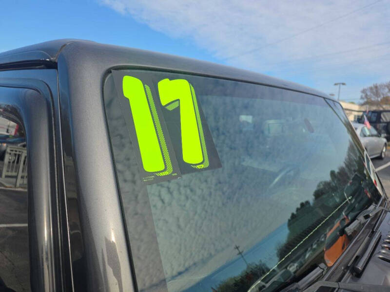 2017 Jeep Wrangler Unlimited Sport