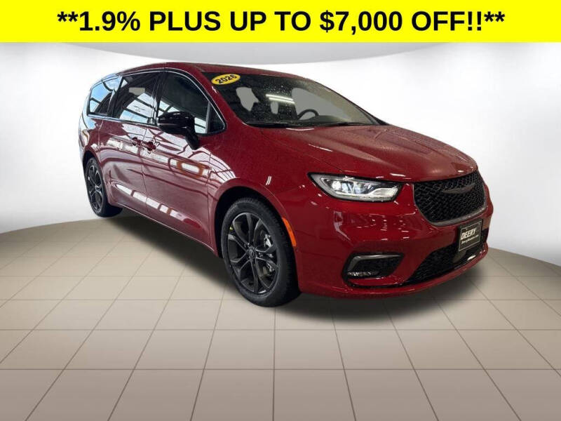2026 Chrysler Pacifica Select