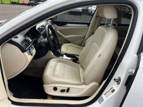 2013 Volkswagen Passat