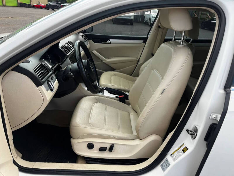 2013 Volkswagen Passat
