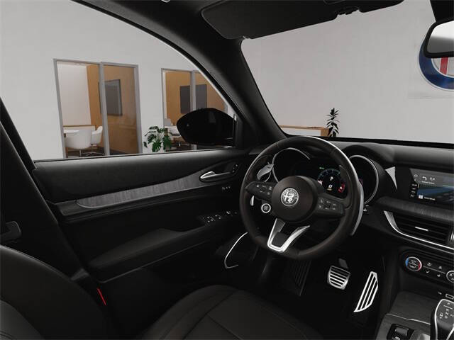 2025 Alfa Romeo Stelvio