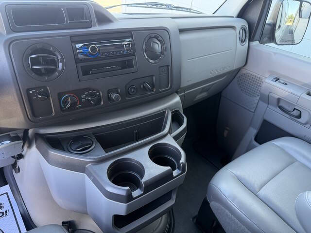 2011 Ford E-Series E-250