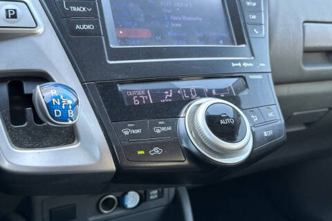 2014 Toyota Prius v