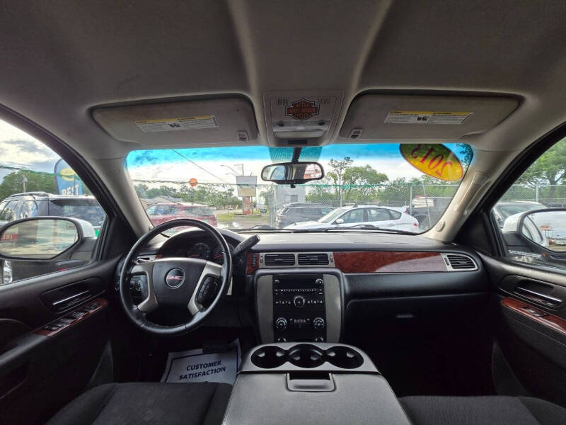 2013 GMC Yukon SLE