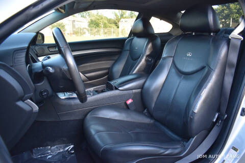 2011 Infiniti G37 Coupe x