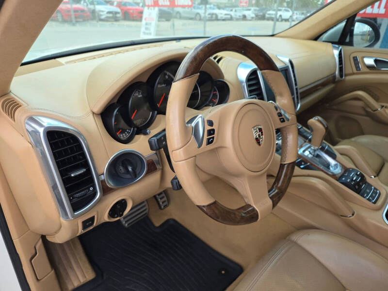 2011 Porsche Cayenne Turbo