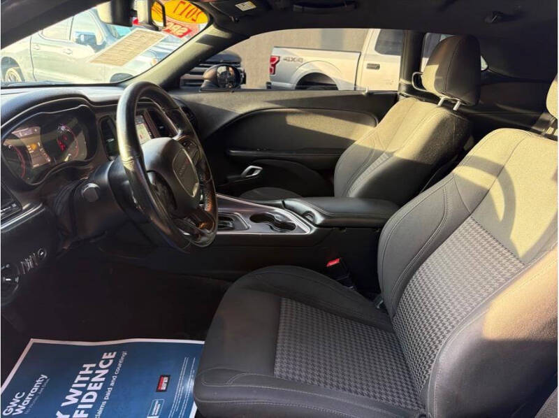 2017 Dodge Challenger