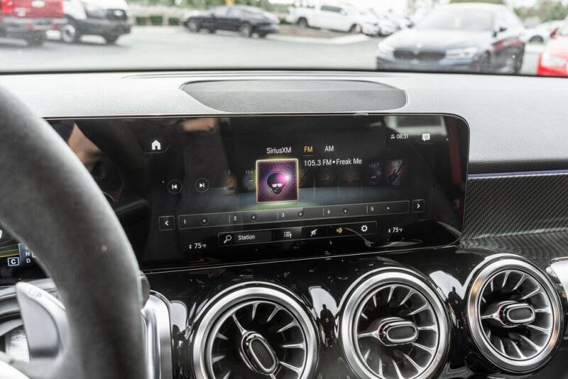 2023 Mercedes-Benz GLB AMG GLB 35