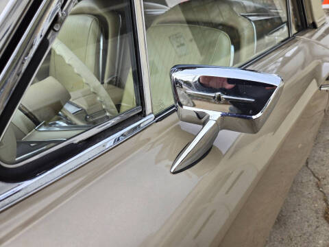 1966 Ford Thunderbird