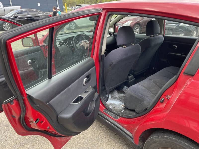2009 Nissan Versa 1.8 SL