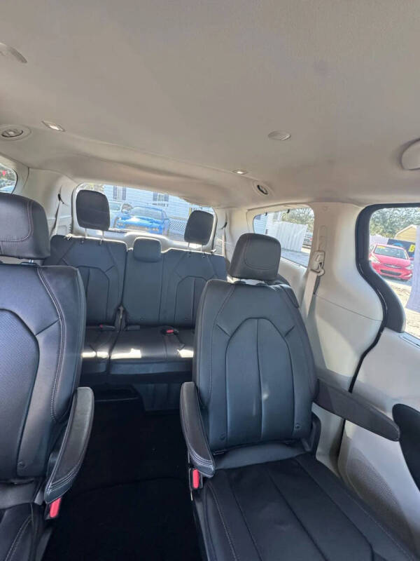 2018 Chrysler Pacifica Touring L