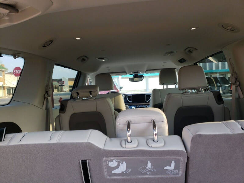 2021 Chrysler Pacifica Touring L