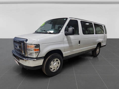 2011 Ford E-Series E-350 SD XLT
