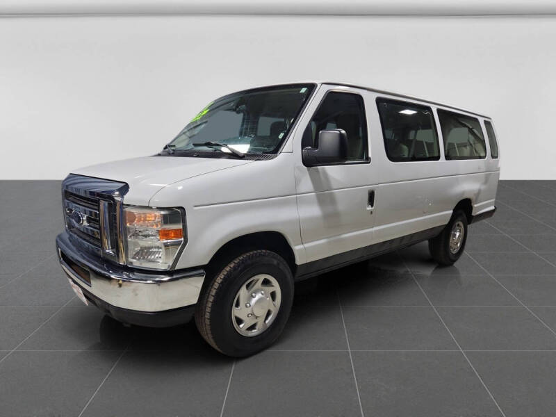 2011 Ford E-Series E-350 SD XLT