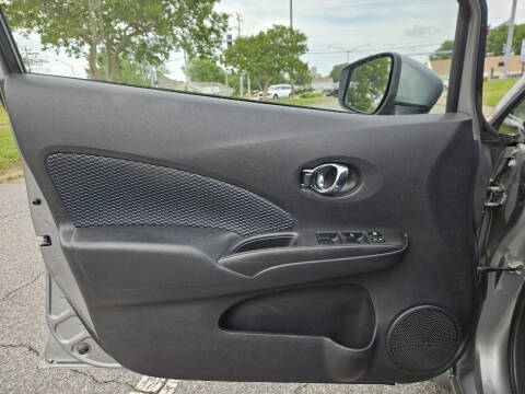 2015 Nissan Versa Note SV